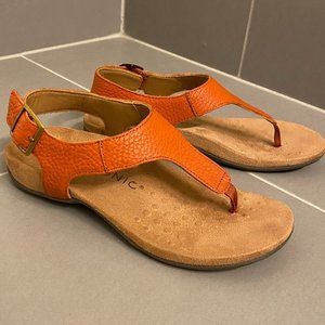 Vionic Terra Clay Sandals Size 6